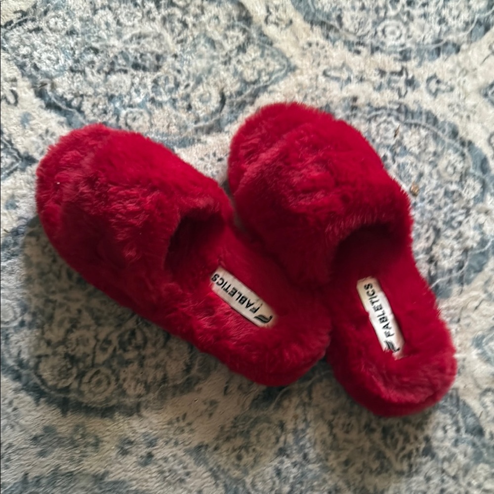 Fabletics Red Cozy Fuzzy Slippers